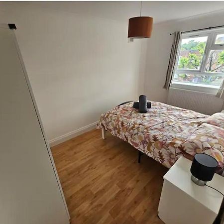 New Flat Next The Tube And Connections To The Centre Lejlighed London Eksteriør billede